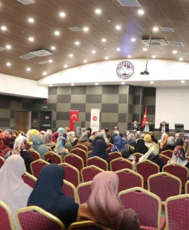 Elazığ'da Kur'an Kursu Öğretmenlerinin Buluşma Noktası elazigda-kuran-kursu-ogretmenlerinin-bulusma-noktasi-8viADtPj.jpg