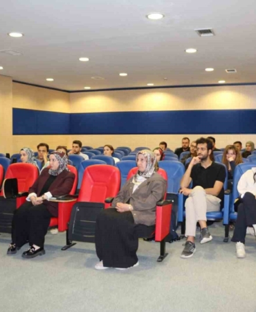elazigda-saglikta-kalite-standartlari-egitimi-gelisen-egitim-modelleri-cB94Zuw2.jpg