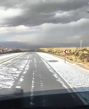 Elazığ'da Şiddetli Dolu Yağışı Etkisi elazigda-siddetli-dolu-yagisi-etkisi-ByvEmenv.jpg