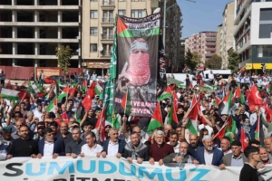 elazigda-sumud-filosu-icin-anlamli-yuruyus-gerceklesti-IxDGTvvj.jpg
