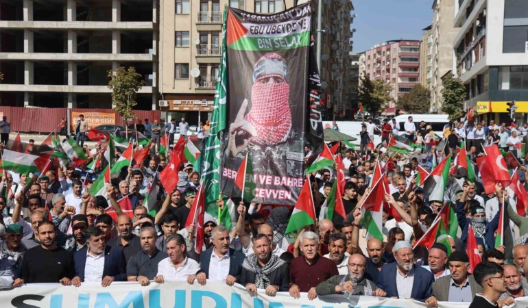 elazigda-sumud-filosu-icin-anlamli-yuruyus-gerceklesti-IxDGTvvj.jpg
