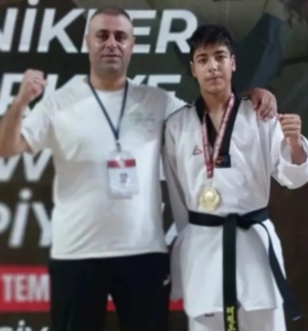 elazigin-taekwondo-yildizlari-romanyaya-ugurlaniyor-1Jsg7XGb.jpg