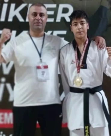 elazigin-taekwondo-yildizlari-romanyaya-ugurlaniyor-1Jsg7XGb.jpg