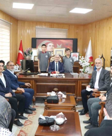 Elazığlı Öğrencilerden Filistin'e Anlam Dolu Destek elazigli-ogrencilerden-filistine-anlam-dolu-destek-zUrA9suK.jpg