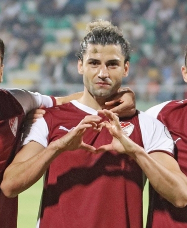 Elazığspor'da Fuat Bavuk'un Zirve Başarısı elazigsporda-fuat-bavukun-zirve-basarisi-JeFny6XK.jpg