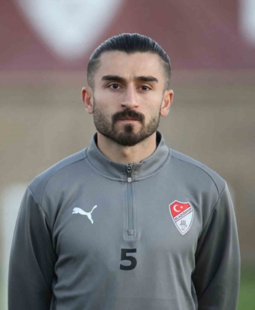 elazigsporun-sakat-futbolculari-hakkinda-beklenen-aciklama-qbNmyEPe.jpg