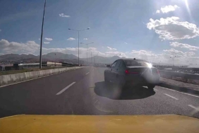 erzurum-artvin-karayolunda-kontrolsuz-arac-kontaklari-tehlikenin-esiginde-wTcJaGr7.jpg
