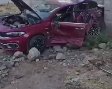 Feci Kaza: Araçlar Hurdaya Döndü, 2 Yaralı Feci Kaza: Araçlar Hurdaya Döndü, 2 Yaralı