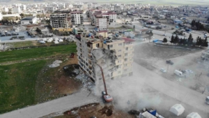 gaziantepte-67-can-bedeli-yunus-kaya-apartmani-muteahhidine-13-yil-hapis-cezasi-lFxlZPwP.jpg