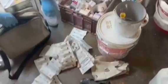 Gaziantep'te Kaçak Üretilen 2 Bin 334 Tıbbi İlaç Ele Geçirildi Gaziantep’te Kaçak Üretilen 2 Bin 334 Tıbbi İlaç Ele Geçirildi