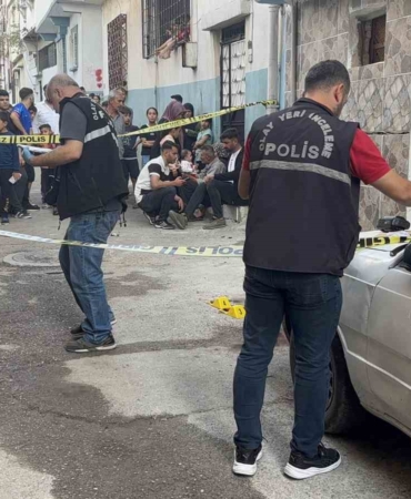 gaziantepte-kardesi-tarafindan-bicaklanan-birey-hayatini-kaybetti-hsUP1ZtV.jpg