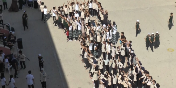 Gaziantep’te Öğrencilerden Gazze’ye Koro ile Anlamlı Destek Gaziantep’te Öğrencilerden Gazze’ye Koro ile Anlamlı Destek