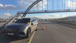 gaziantepte-trafik-kazasi-otomobilin-carptigi-cocuk-hayatini-kaybetti-XZ5IPFZW.jpg
