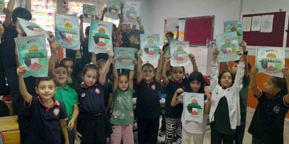Gercüş'ün Kalbinde Gazze İçin Farkındalık Etkinliği Gercüş’ün Kalbinde Gazze İçin Farkındalık Etkinliği