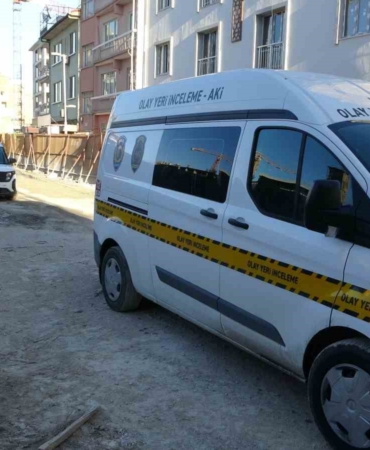 insaat-sahasinda-asansor-bosluguna-dusen-isci-yaralandi-Hr5lWBNW.jpg