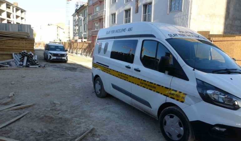 insaat-sahasinda-asansor-bosluguna-dusen-isci-yaralandi-Hr5lWBNW.jpg