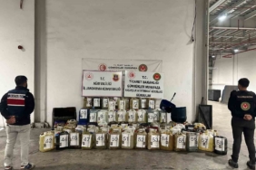 irandan-gelen-otobuste-1-ton-sivi-metamfetamin-yakalandi-uyusturucu-mucadelesinde-yeni-bir-basari-afPvJUJB.jpg