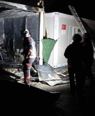 malatya-konteyner-kentinde-yangin-alarmi-korkutan-gelismeler-dMjVeQJl.jpg