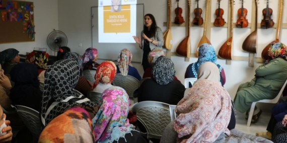 Malatya Konteyner Kent'te Kadınlar için Özel Hijyen Eğitimi Malatya Konteyner Kent’te Kadınlar için Özel Hijyen Eğitimi