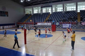 malatya-voleybol-evinde-firtina-gibi-esti-3aB3rODb.jpg