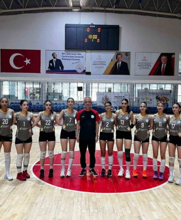 malatya-voleybol-takimi-deplasmanda-nicer-hoteli-yenerek-galip-geldi-VA1uxQYu.jpg