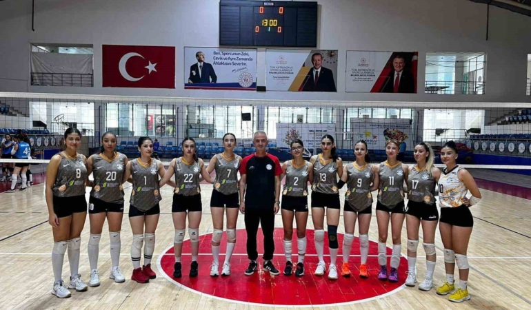 malatya-voleybol-takimi-deplasmanda-nicer-hoteli-yenerek-galip-geldi-VA1uxQYu.jpg