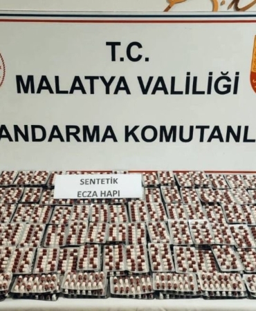 malatyada-4-bin-438-uyusturucu-hapin-ele-gecirilmesi-kapsamli-operasyon-aaxxfady.jpg