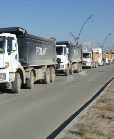 malatyada-hafriyat-kamyonu-suruculerinden-protesto-ceza-uygulamalarina-tepki-FxraEQc5.jpg