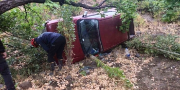 Malatya'da Kontrolü Kaybeden Pikap Şarampole Uçtu: 2 Yaralı malatyada-kontrolu-kaybeden-pikap-sarampole-uctu-2-yarali-eZY3mYgh.jpg