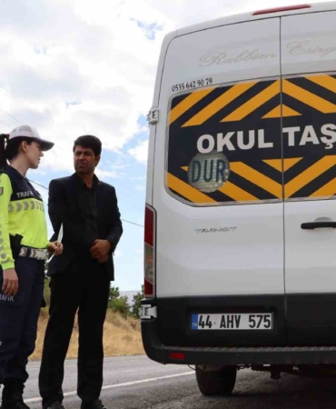 malatyada-okul-servislerine-ozel-denetim-uygulamalari-9ymurYgn.jpg