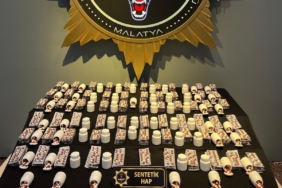 malatyada-tarihi-uyusturucu-operasyonu-7881-hap-ve-2-tutuklama-EkYKuJ2y.jpg