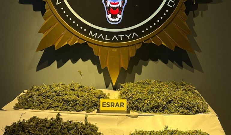 malatyada-uyusturucu-operasyonu-bir-gozalti-ve-detaylar-W56QUI56.jpg