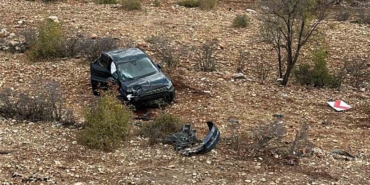 Mardin'de Kontrolden Çıkan Otomobil İnşaat Şantiyesinde Devrildi: 2 Yaralı mardinde-kontrolden-cikan-otomobil-insaat-santiyesinde-devrildi-2-yarali-QfHnW3Mg.jpg