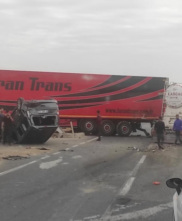 mardinde-zincirleme-trafik-kazasi-3-kisi-yaralandi-VyEUiur5.jpg