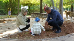 minik-yigitin-ailesiyle-yeni-bir-baslangic-7T5UTaWA.jpg