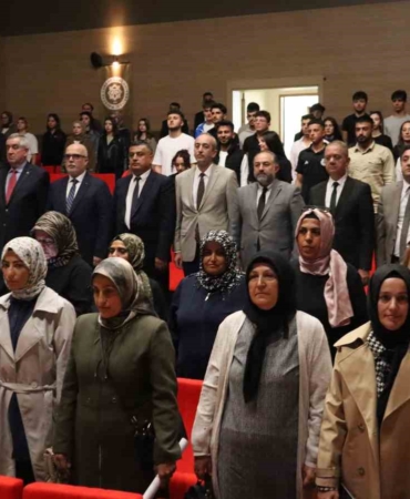 mtude-engellilik-ve-hippoterapi-konulu-benzersiz-panel-duzenlendi-SXMAERj1.jpg
