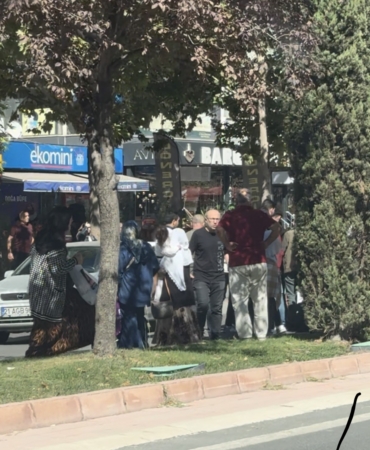 otobus-kazasinda-yaralanan-cocuk-hayatta-kalma-mucadelesi-veriyor-mb1wTdQd.jpg