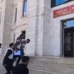 Sıcaktan Bunalıp Römorku Havuz Yapan Gençlerin Hikayesi thumbnail