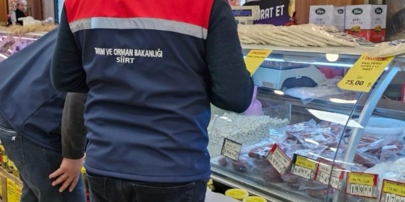 Siirt'te Gıda Denetiminde 3,5 Milyon Lira Ceza Uygulanan 24 İşletme Siirt’te Gıda Denetiminde 3,5 Milyon Lira Ceza Uygulanan 24 İşletme