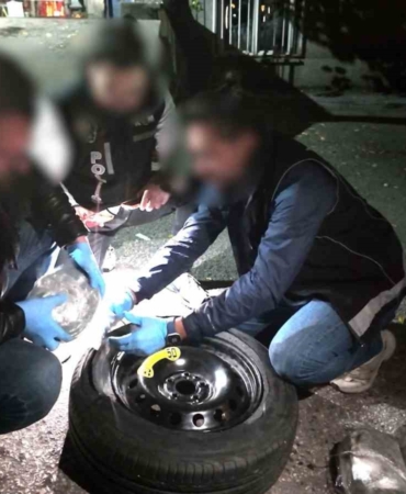 stepne-saklanan-uyusturucu-operasyonu-2-gozalti-rRt1z9Pp.jpg