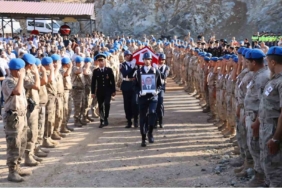 trajik-kazada-hayatini-kaybeden-uzman-cavusun-son-veda-toreni-wj1gpaLz.jpg