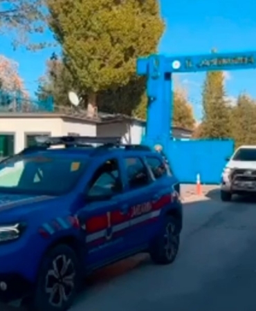 van-merkezli-nitelikli-dolandiricilik-operasyonu-iki-il-uc-gozalti-MAlJgLxb.jpg