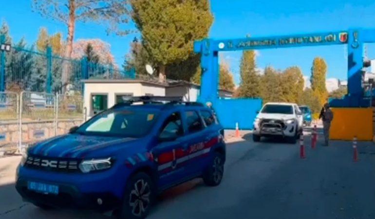 Van Merkezli Nitelikli Dolandırıcılık Operasyonu: İki İl, Üç Gözaltı van-merkezli-nitelikli-dolandiricilik-operasyonu-iki-il-uc-gozalti-MAlJgLxb.jpg