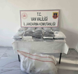vanda-3-milyon-tllik-kacak-malzeme-operasyonu-vwy28yvf.jpg