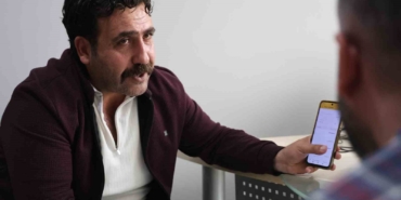 Yanlışlıkla Gelen Çeyrek Milyon Lira: Doğum Günü Sürprizi Yerine Banka İade Ettirdi yanlislikla-gelen-ceyrek-milyon-lira-dogum-gunu-surprizi-yerine-banka-iade-ettirdi-RiXPZwEw.jpg