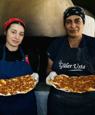 Yüksekova'da Aile Mirası: Bahçe Ürünleriyle Lokanta Açtı yuksekovada-aile-mirasi-bahce-urunleriyle-lokanta-acti-LaRqzkRP.jpg