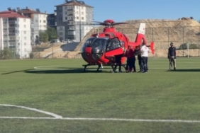 aci-haber-beyin-kanamasi-geciren-vatandasa-ambulans-helikopterle-mudahale-wuGZe7Cx.jpg