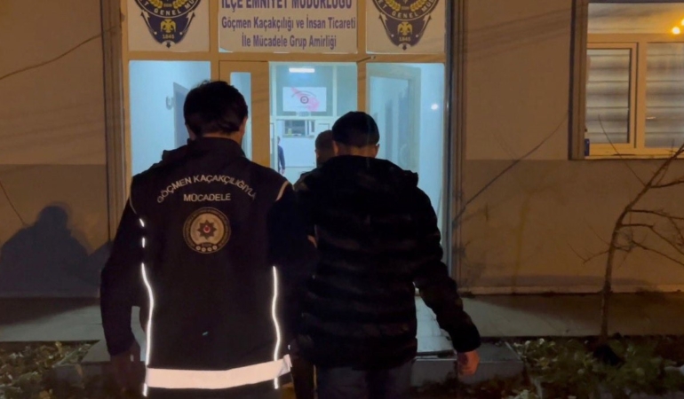 agrida-duzensiz-gocmen-operasyonu-10-yakalandi-3-organizator-tutuklandi-6vPkzl7L.jpg