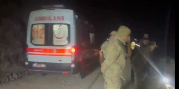 Ardahan’da Kamyon Devrildi: 1 Kişi Hayatını Kaybetti