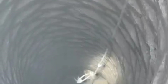 Batman İtfaiyesi, 20 Metre Derinliğindeki Kuyudan Horozu Kurtardı